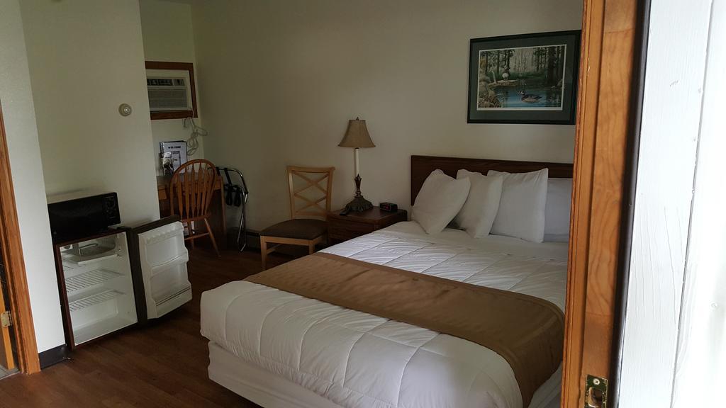 Budget Host Inn Detroit Lakes Dış mekan fotoğraf