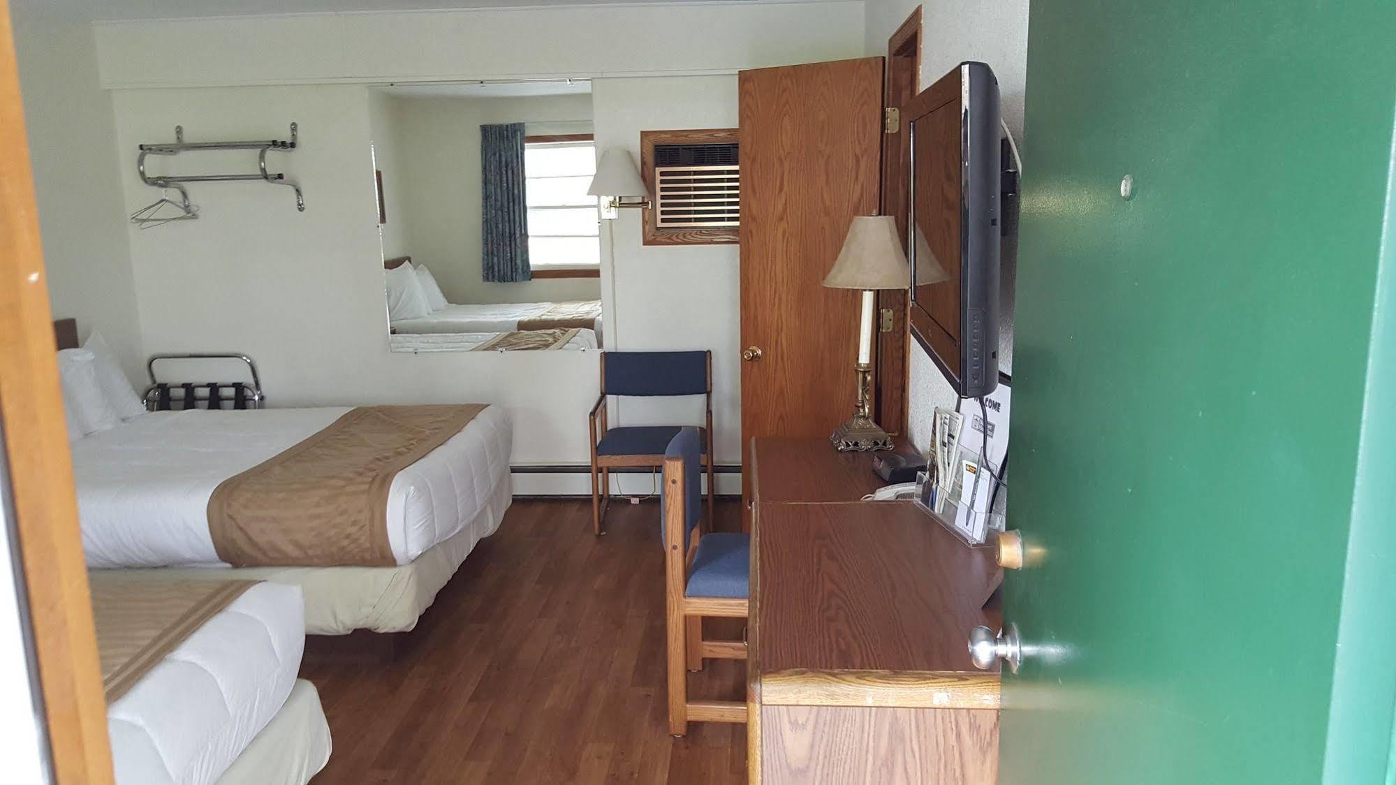 Budget Host Inn Detroit Lakes Dış mekan fotoğraf