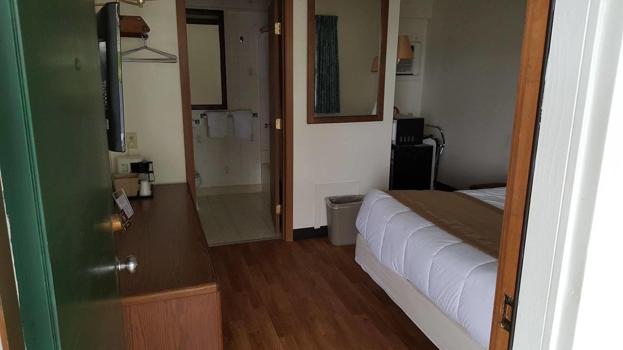 Budget Host Inn Detroit Lakes Dış mekan fotoğraf
